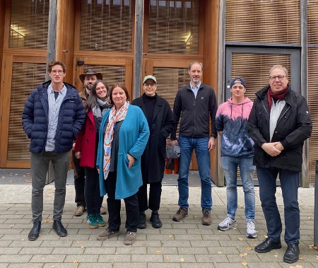 Gruppenbild der acht Forschenden