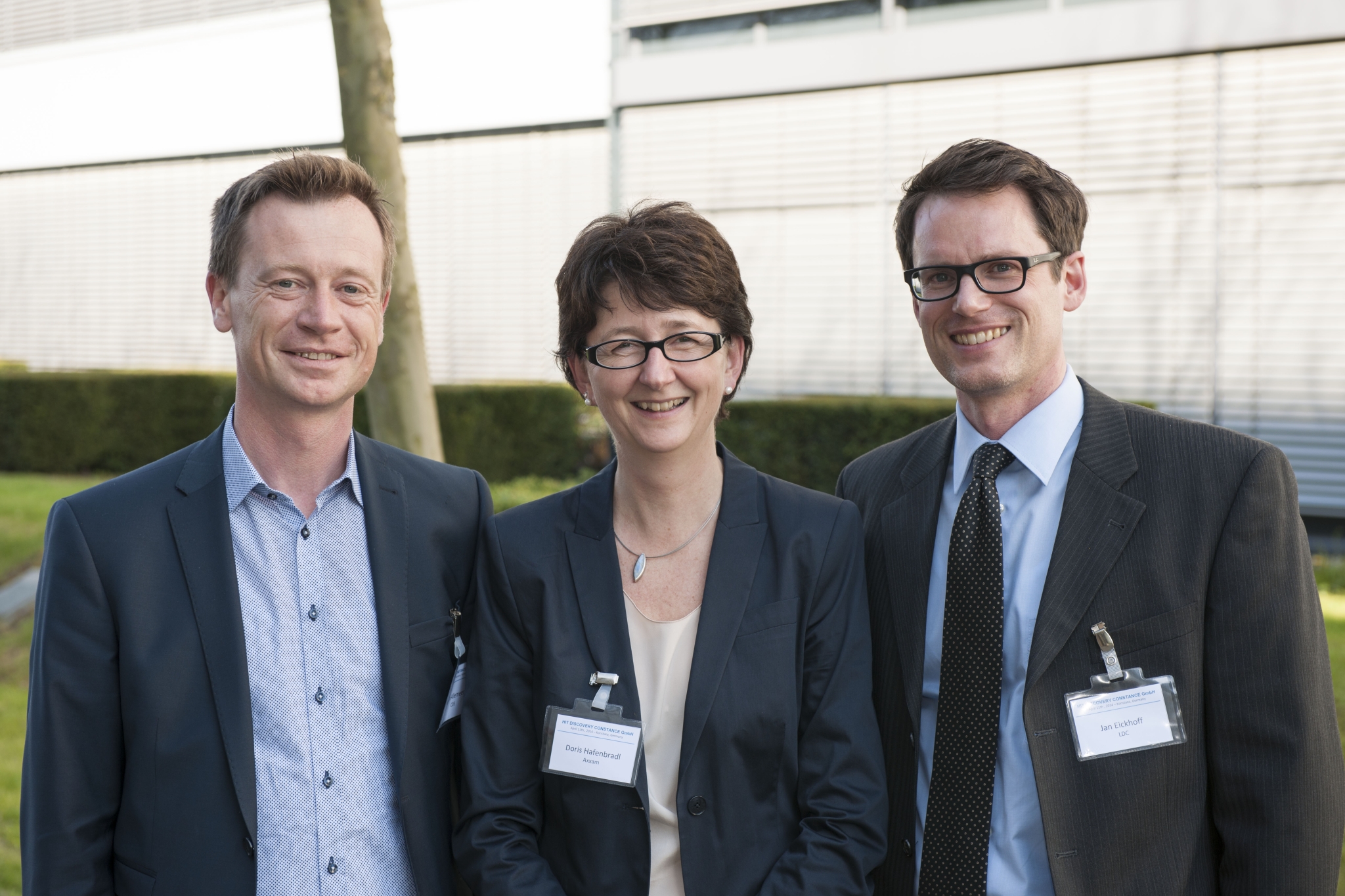 The photo shows Stefaan Allemeersch, Doris Hafenbradl and Jan Eickhoff (from left to right) – managing directors of HDC.
