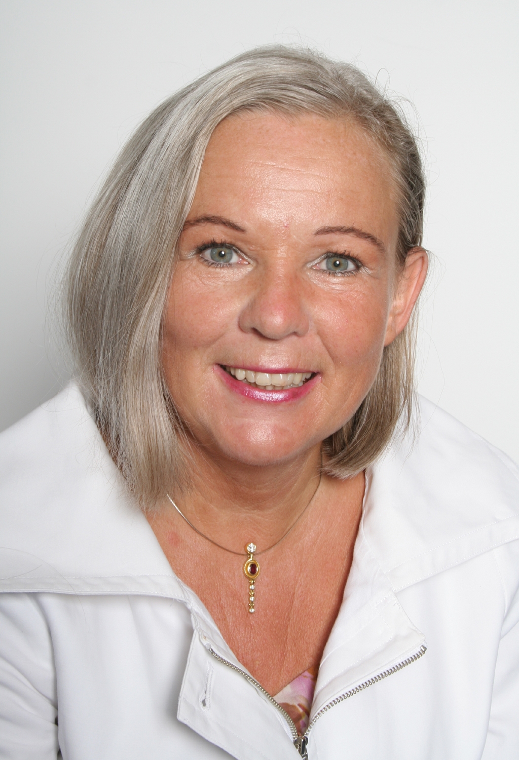 Porträtfoto von Dr. Antje-Henriette Fink-Wagner.