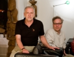 Professor Thomas Elbert und Professor Axel Meyer untersuchen Zusammenhänge zwischen Gewalt gegenüber Schwangeren und Auswirkungen auf das Erbgut der Kinder.
