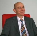 Zu sehen ist Herr Dr. Michael Ruppert