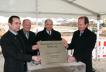 Laying the foundation stone for the new building (from left to right): Dr. Christoph Gaissmaier, Dr. Jürgen Fritz (both on the managing board of TETEC AG), Prof. Drs. Michael Ungethüm, Dr. Harald Stallforth (both on the managing board of Aesculap AG & Co. KG).