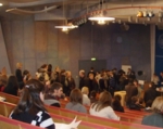 Schüler beim Studium schnupperale der Universität Hohenheim.